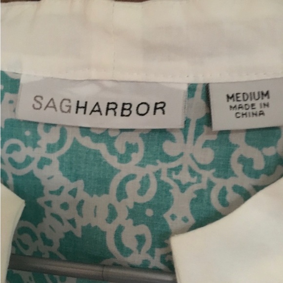 Sag Harbor top/bathing suit cover-up.
100% cotton.
Size medium - Picture 4 of 7